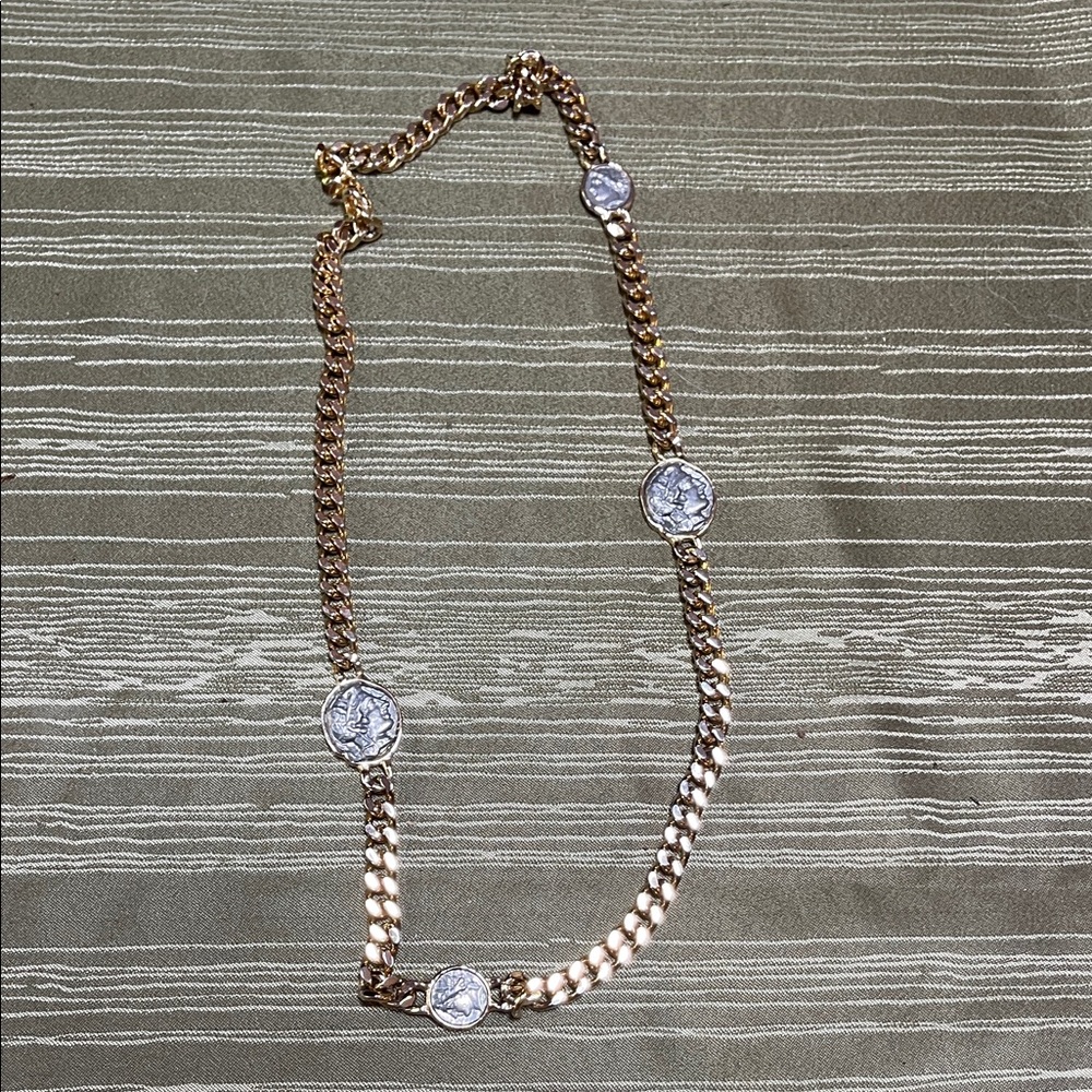 Elegant Gold Coin Necklace